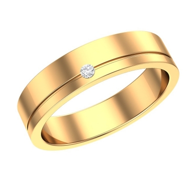 Золотое обручальное кольцо